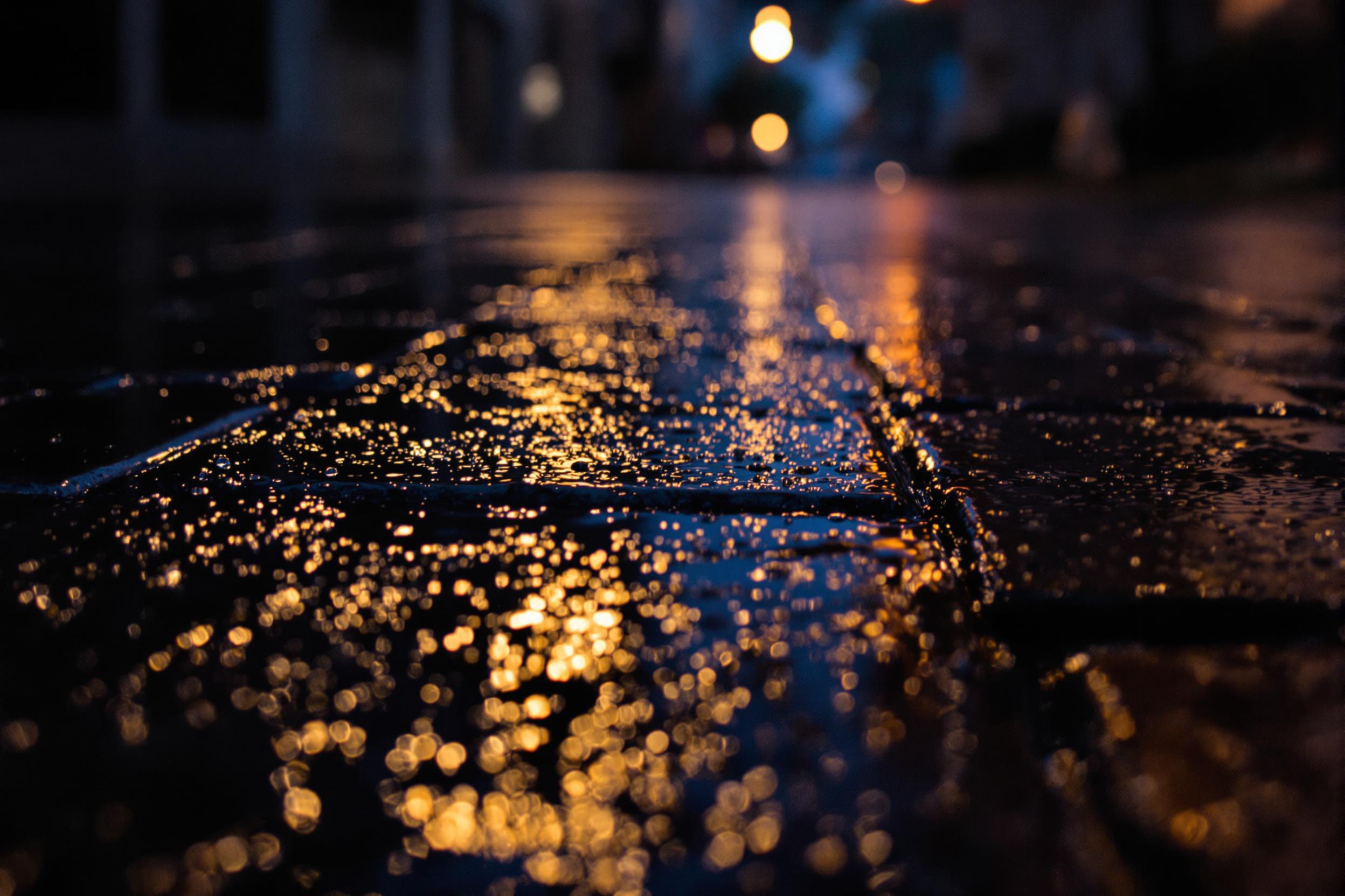 Rain-Captured Twilight on Cobbled Stones